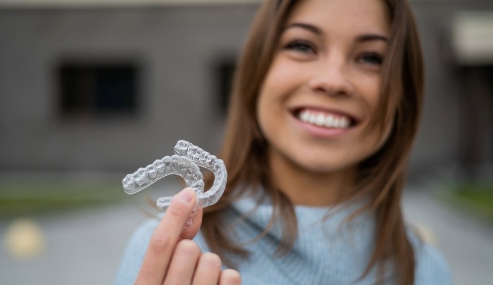 Invisalign vs Smile Direct Making the Right Choice for Your Smile