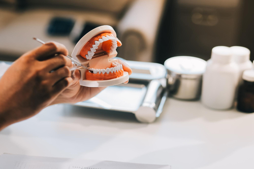 best-denture-clinic-near-me